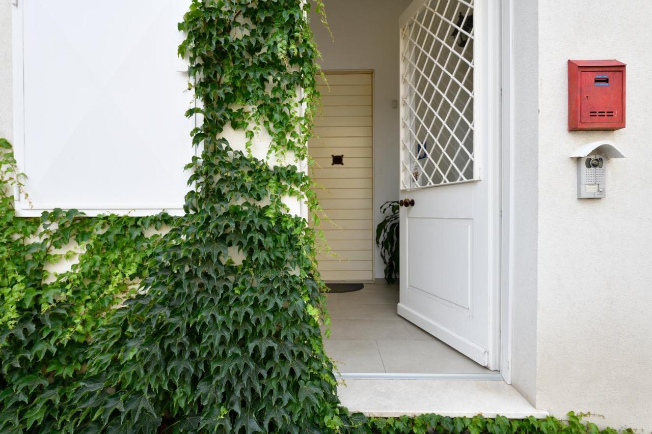 Lughia Bed & Breakfast Tortoli Exterior photo